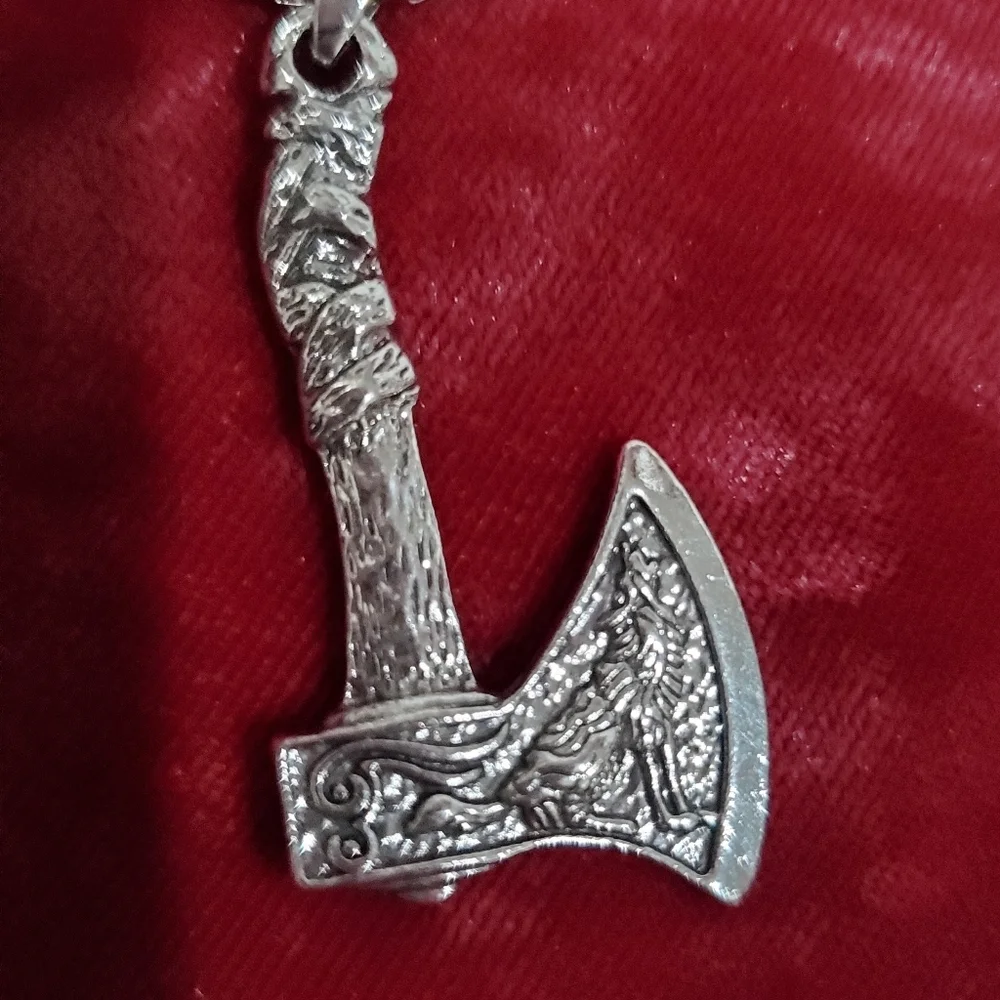 Tomahawk Wolf & Bird Necklace L👀K Plus Stickers Southwestern
